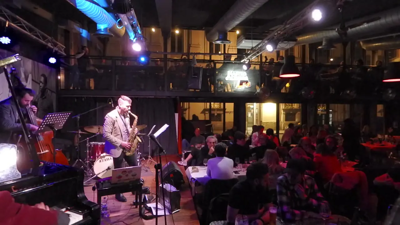Boornazian and Fadini performing at Jazz Club Torino